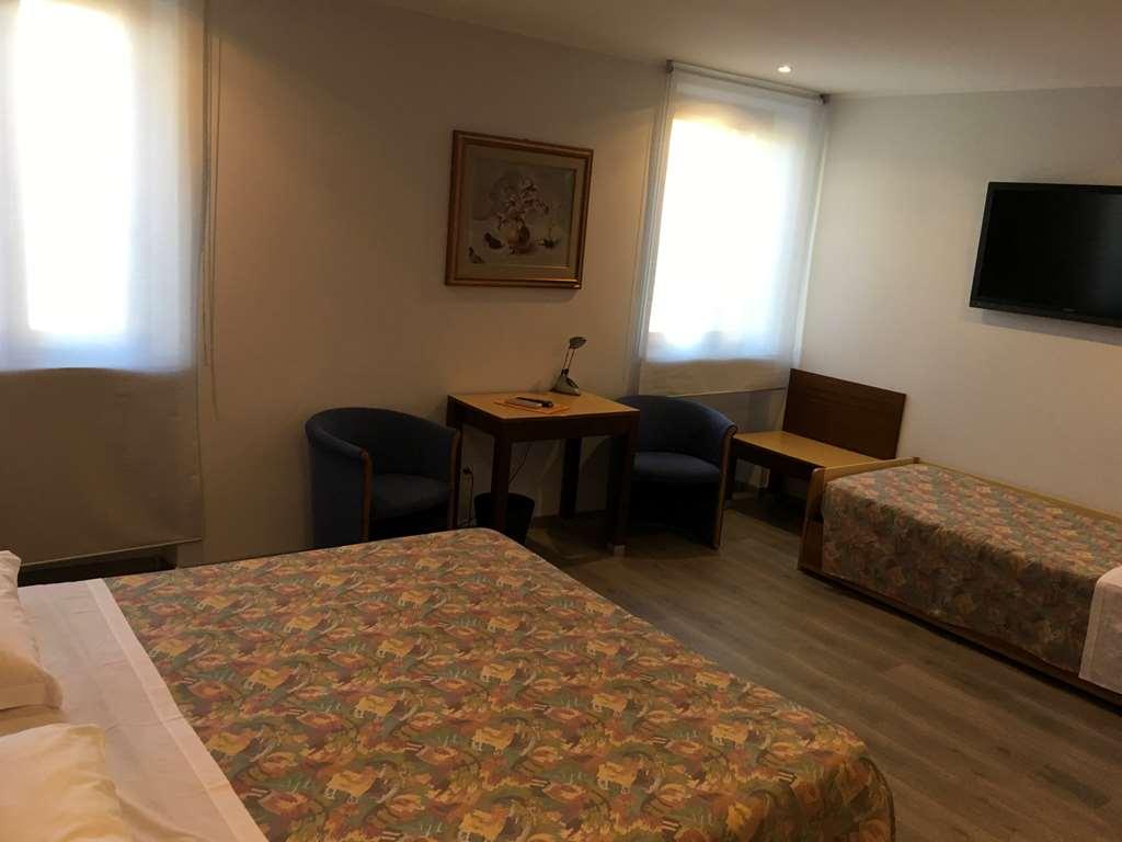 Hotel San Giorgio Udine Bilik gambar